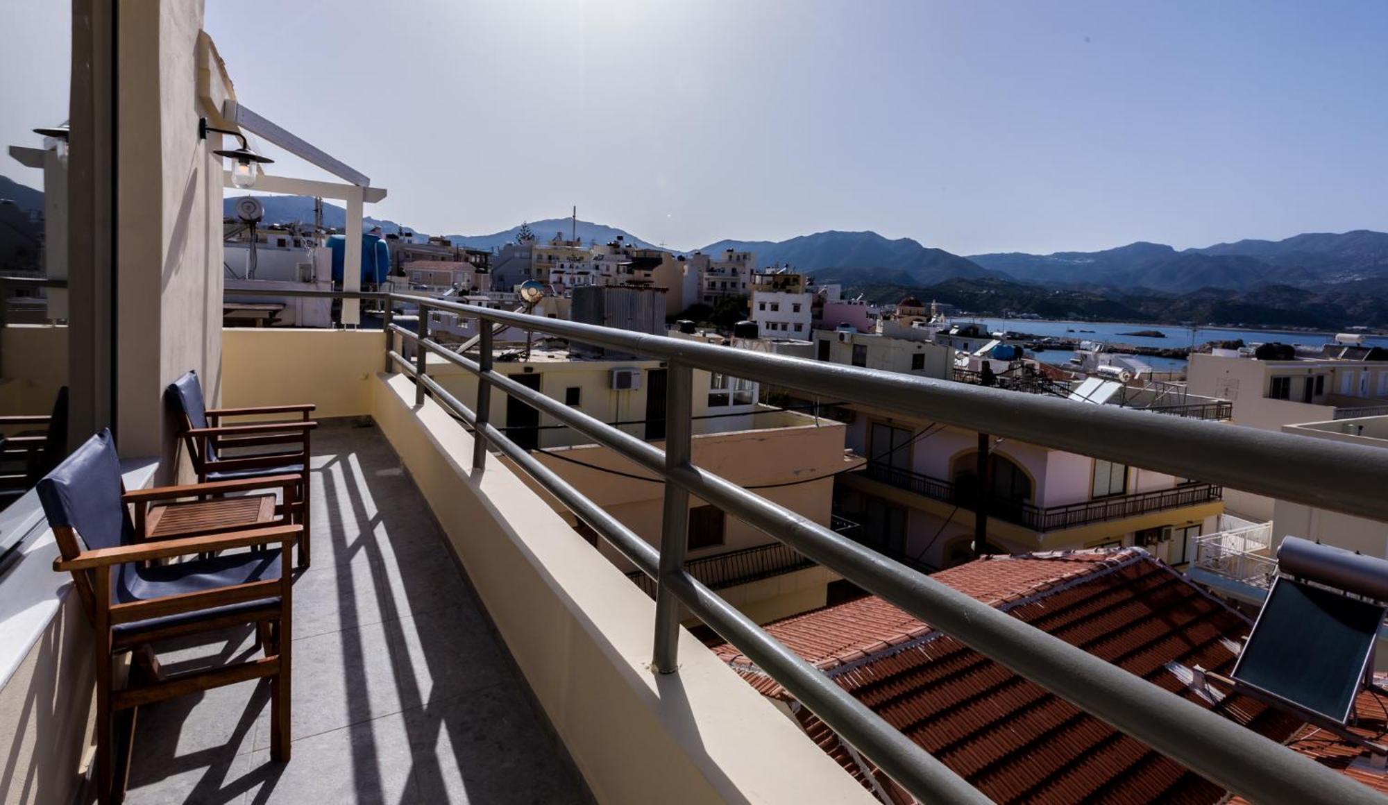 Aparthotel Lemon Tree House à Karpathos Extérieur photo